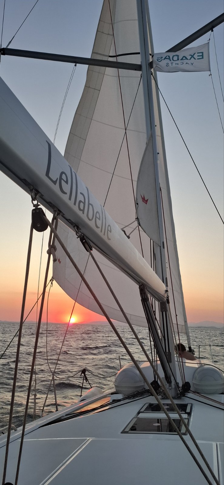 Lella Belle bow view